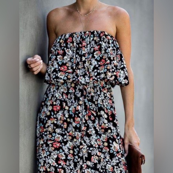 Skylar + Madison Strapless Dress - Picture 2 of 4